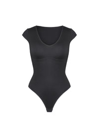 Shop Lily All Day Sculpting Bodysuit, црна боја: обликувачко боди со округло деколте – производот на неутрална позадина