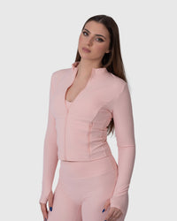 Shop Lily Align Soft Sculpt Jacket, пепелно розова боја: прилепена спортска јакна со патент – поглед од напред